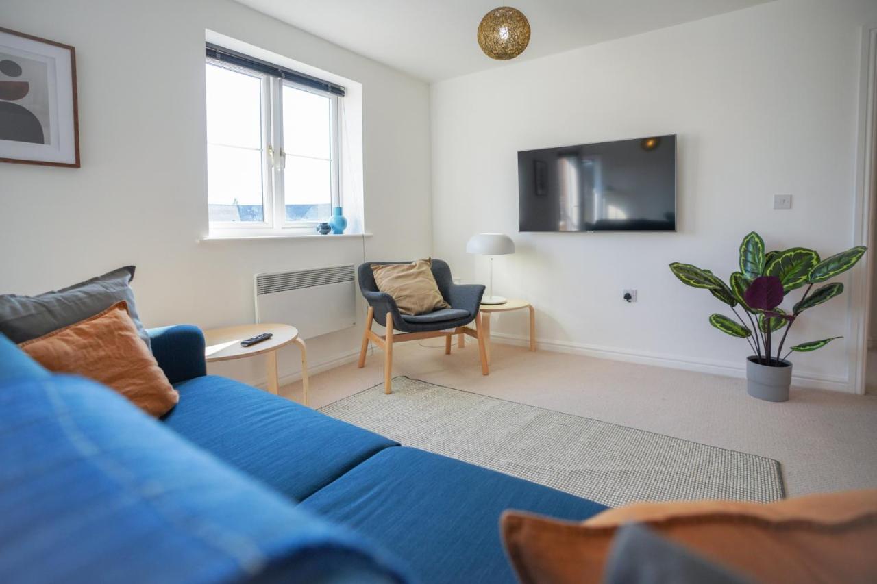 Stylish Apartment With Private Parking Cardiff Eksteriør bilde